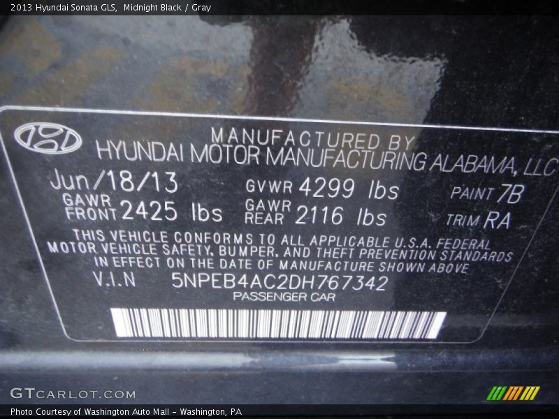 Midnight Black / Gray 2013 Hyundai Sonata GLS