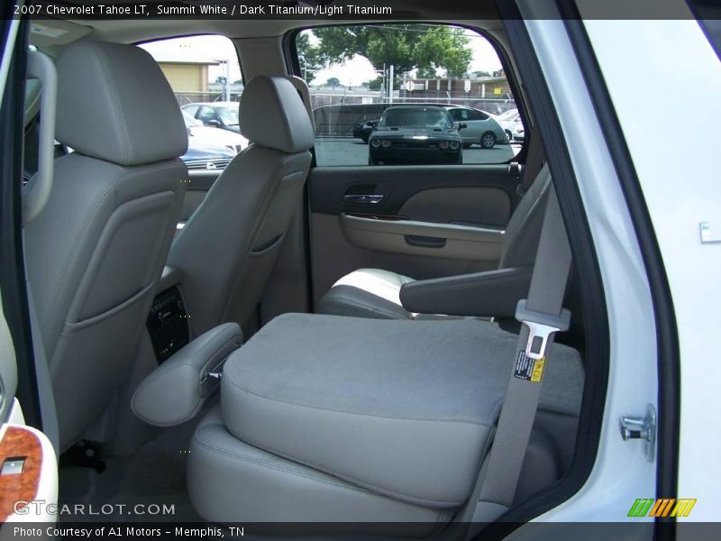 Summit White / Dark Titanium/Light Titanium 2007 Chevrolet Tahoe LT