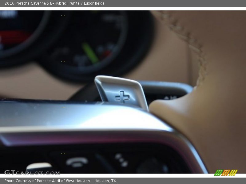 White / Luxor Beige 2016 Porsche Cayenne S E-Hybrid