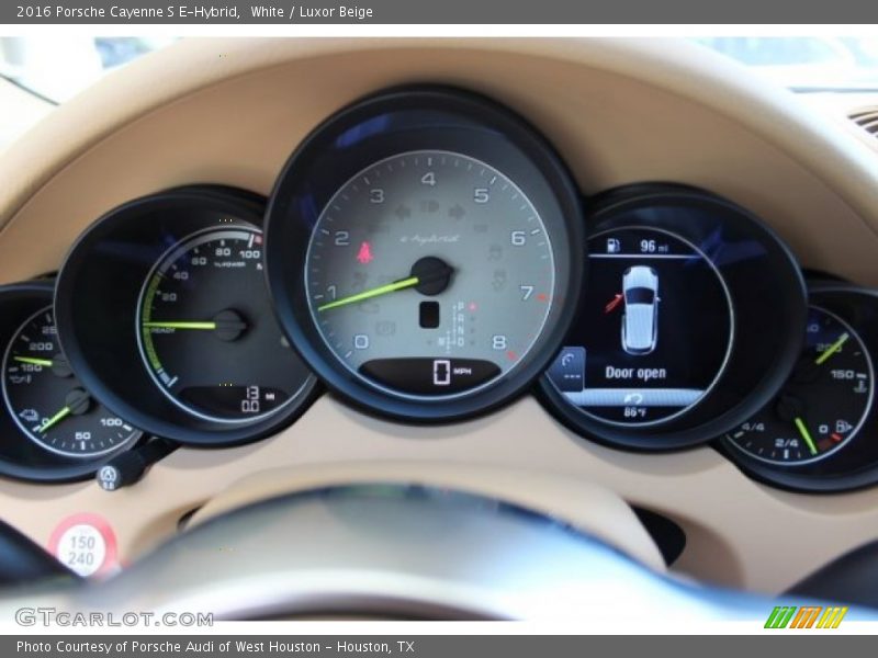  2016 Cayenne S E-Hybrid S E-Hybrid Gauges