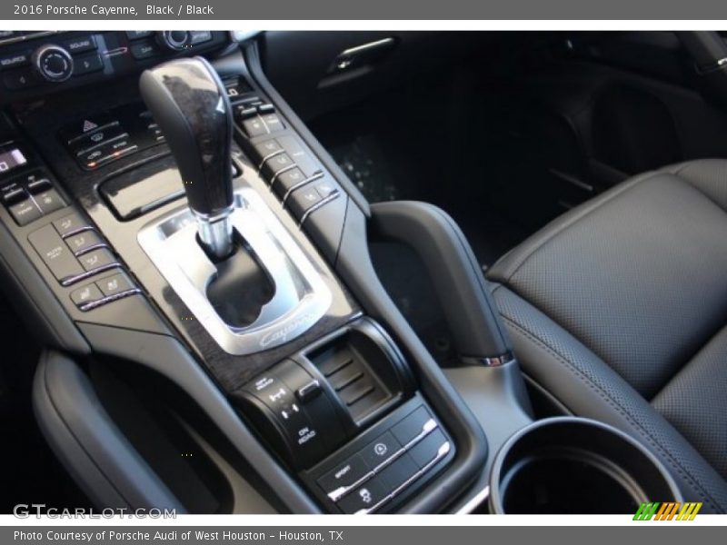 Black / Black 2016 Porsche Cayenne