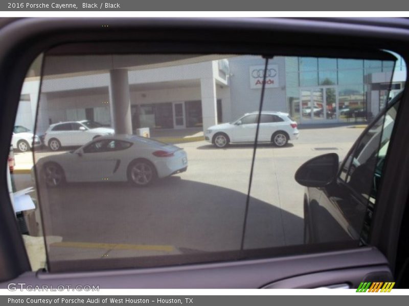 Black / Black 2016 Porsche Cayenne