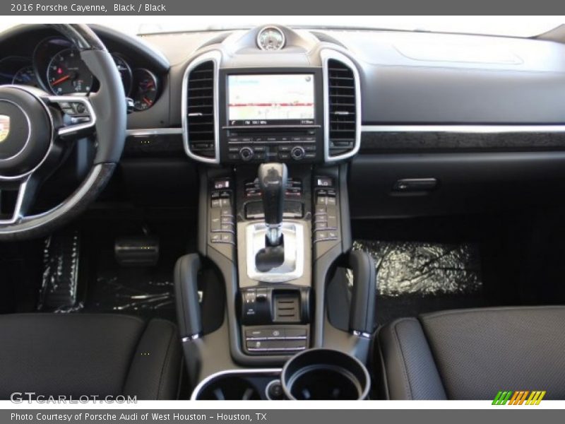 Black / Black 2016 Porsche Cayenne
