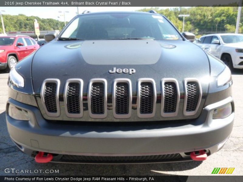 Brilliant Black Crystal Pearl / Black 2016 Jeep Cherokee Trailhawk 4x4