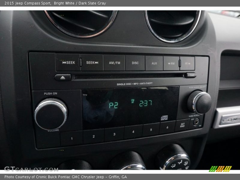 Bright White / Dark Slate Gray 2015 Jeep Compass Sport