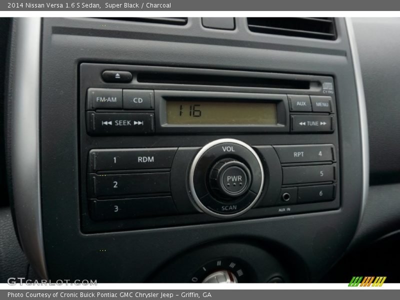 Super Black / Charcoal 2014 Nissan Versa 1.6 S Sedan