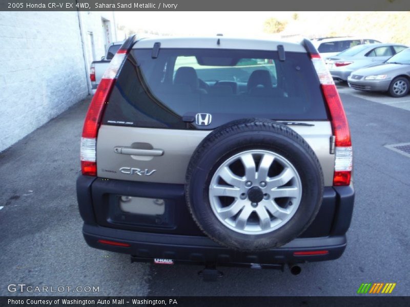 Sahara Sand Metallic / Ivory 2005 Honda CR-V EX 4WD