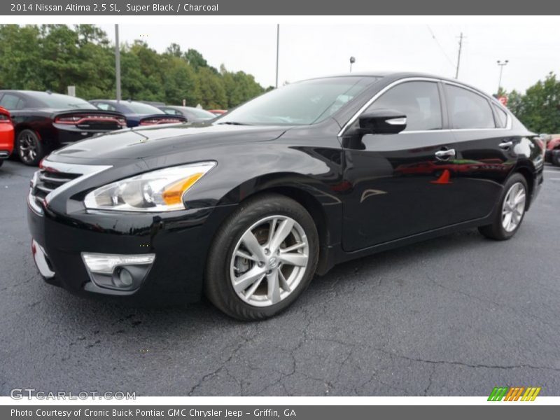 Super Black / Charcoal 2014 Nissan Altima 2.5 SL