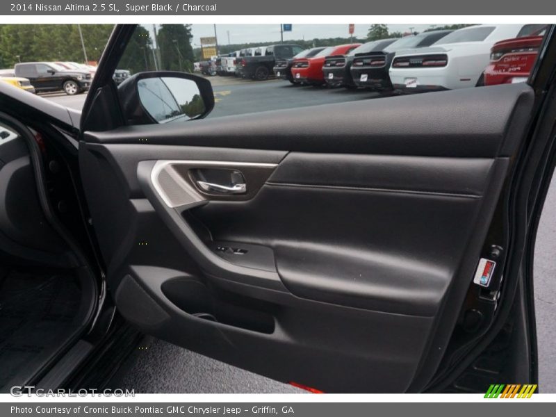 Super Black / Charcoal 2014 Nissan Altima 2.5 SL