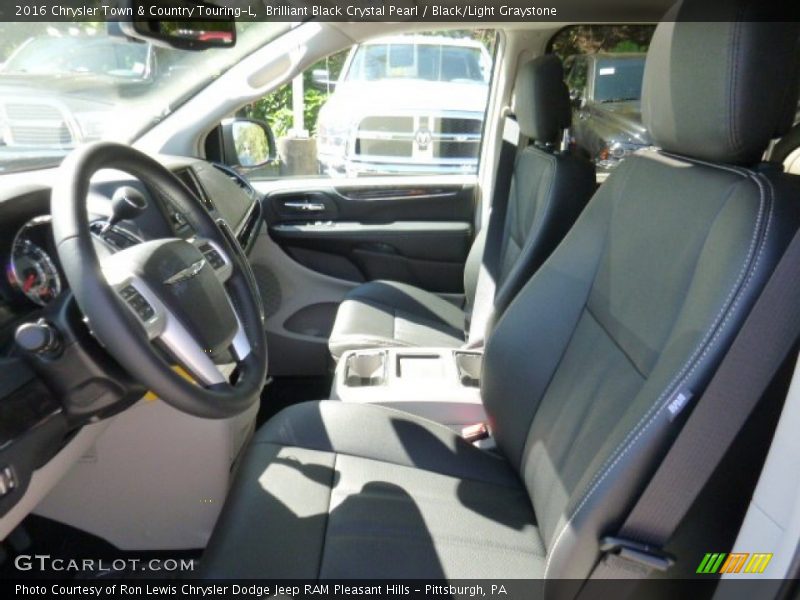 Brilliant Black Crystal Pearl / Black/Light Graystone 2016 Chrysler Town & Country Touring-L