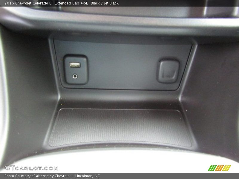 Black / Jet Black 2016 Chevrolet Colorado LT Extended Cab 4x4