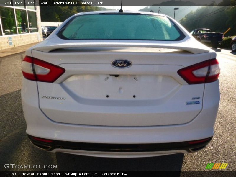 Oxford White / Charcoal Black 2015 Ford Fusion SE AWD