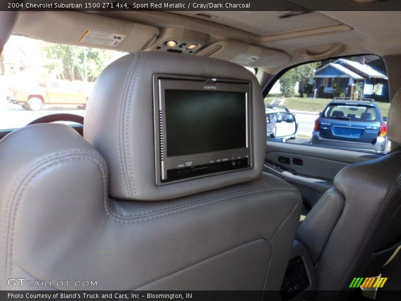 Sport Red Metallic / Gray/Dark Charcoal 2004 Chevrolet Suburban 1500 Z71 4x4