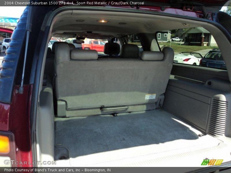 Sport Red Metallic / Gray/Dark Charcoal 2004 Chevrolet Suburban 1500 Z71 4x4