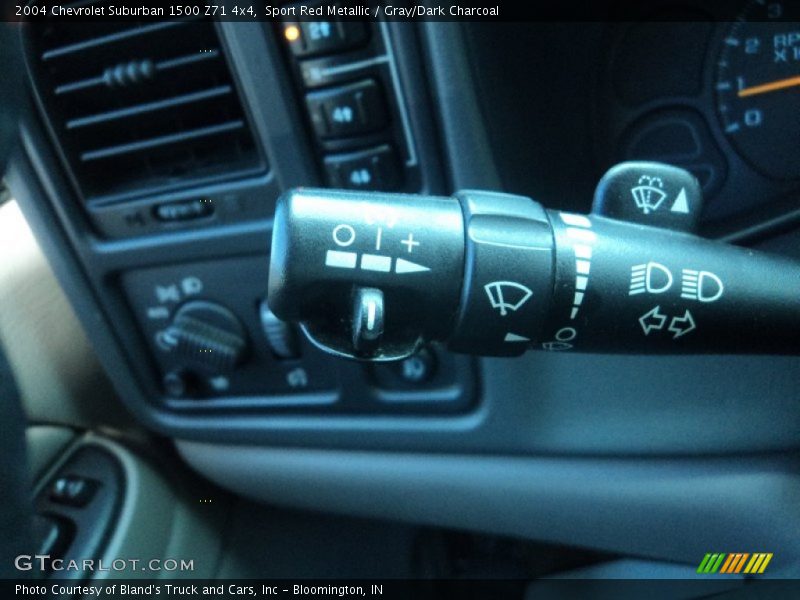 Sport Red Metallic / Gray/Dark Charcoal 2004 Chevrolet Suburban 1500 Z71 4x4