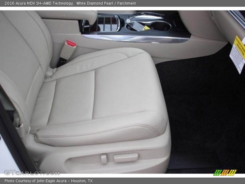 White Diamond Pearl / Parchment 2016 Acura MDX SH-AWD Technology