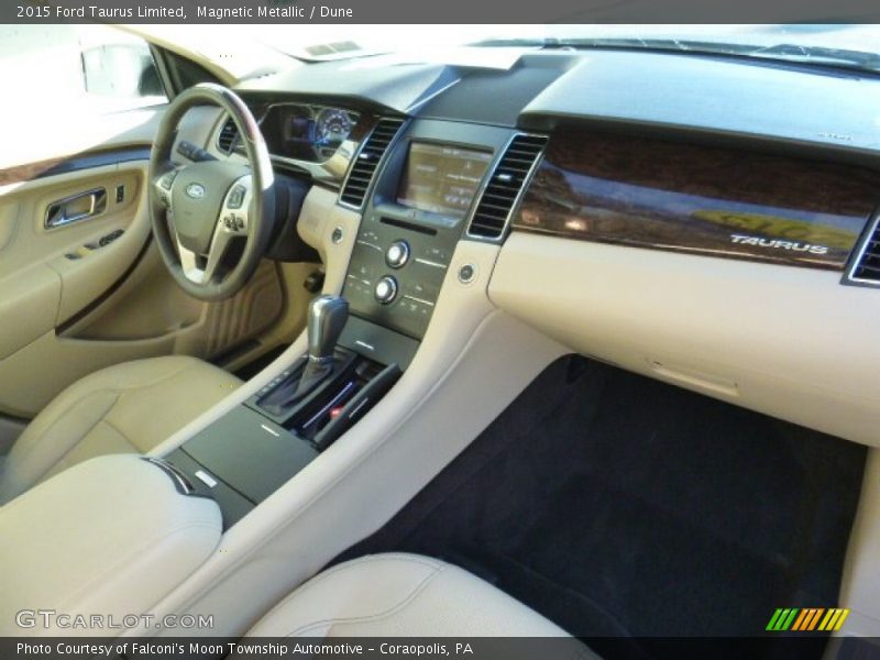 Magnetic Metallic / Dune 2015 Ford Taurus Limited