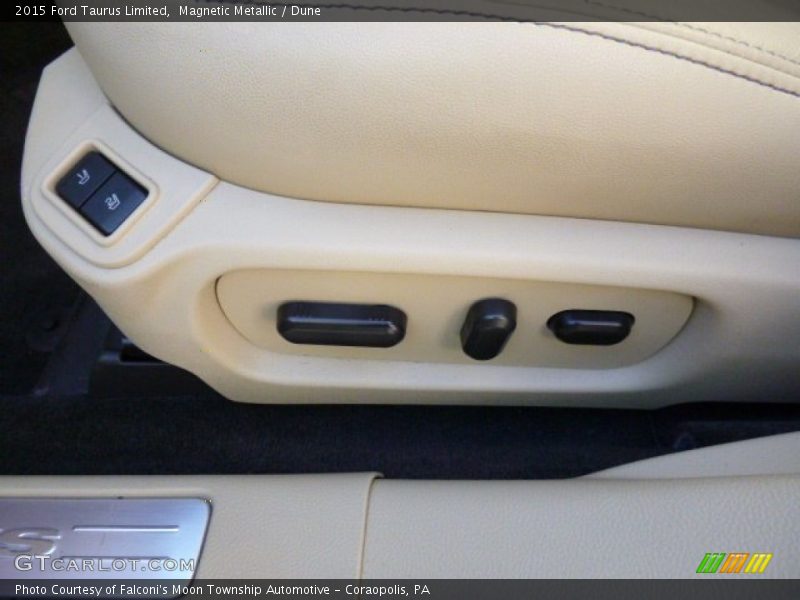 Magnetic Metallic / Dune 2015 Ford Taurus Limited