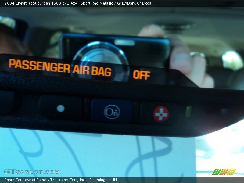 Sport Red Metallic / Gray/Dark Charcoal 2004 Chevrolet Suburban 1500 Z71 4x4