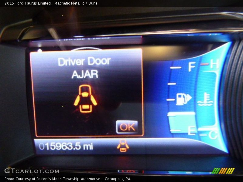 Magnetic Metallic / Dune 2015 Ford Taurus Limited