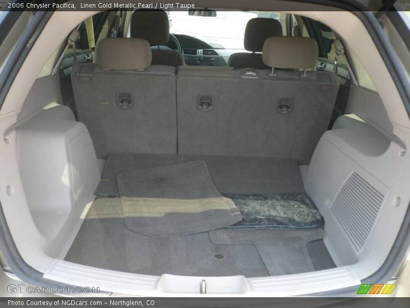 Linen Gold Metallic Pearl / Light Taupe 2006 Chrysler Pacifica