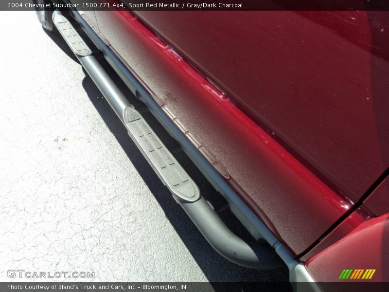 Sport Red Metallic / Gray/Dark Charcoal 2004 Chevrolet Suburban 1500 Z71 4x4