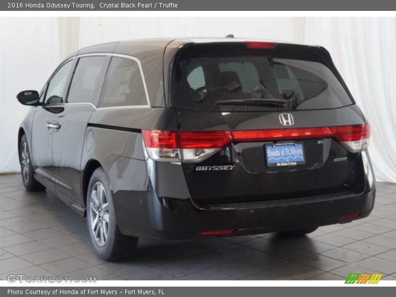 Crystal Black Pearl / Truffle 2016 Honda Odyssey Touring