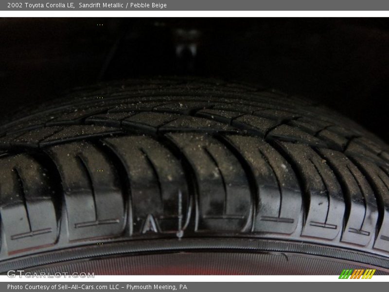 Sandrift Metallic / Pebble Beige 2002 Toyota Corolla LE