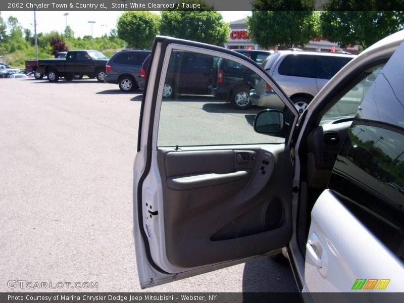 Stone White Clearcoat / Taupe 2002 Chrysler Town & Country eL