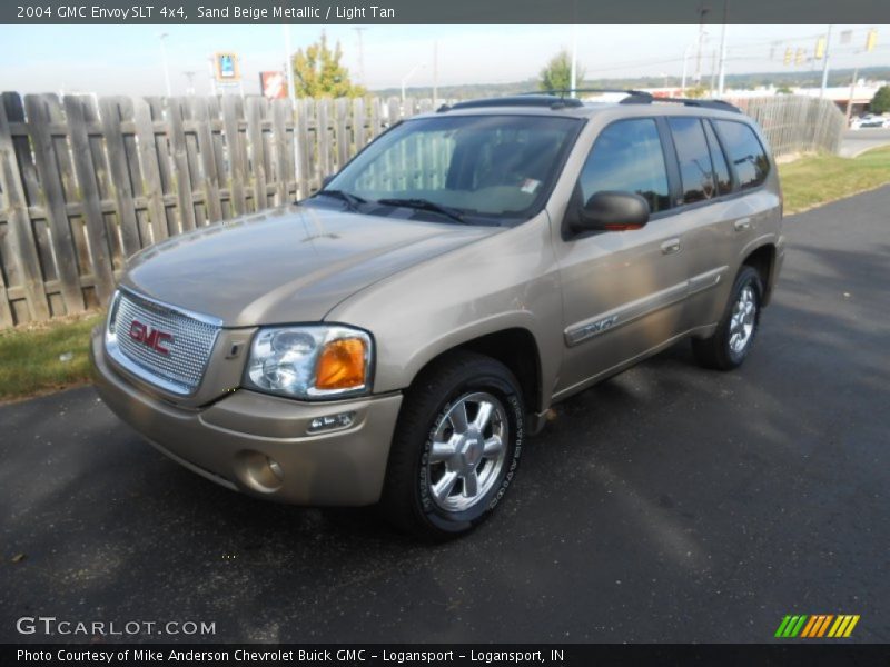 Front 3/4 View of 2004 Envoy SLT 4x4