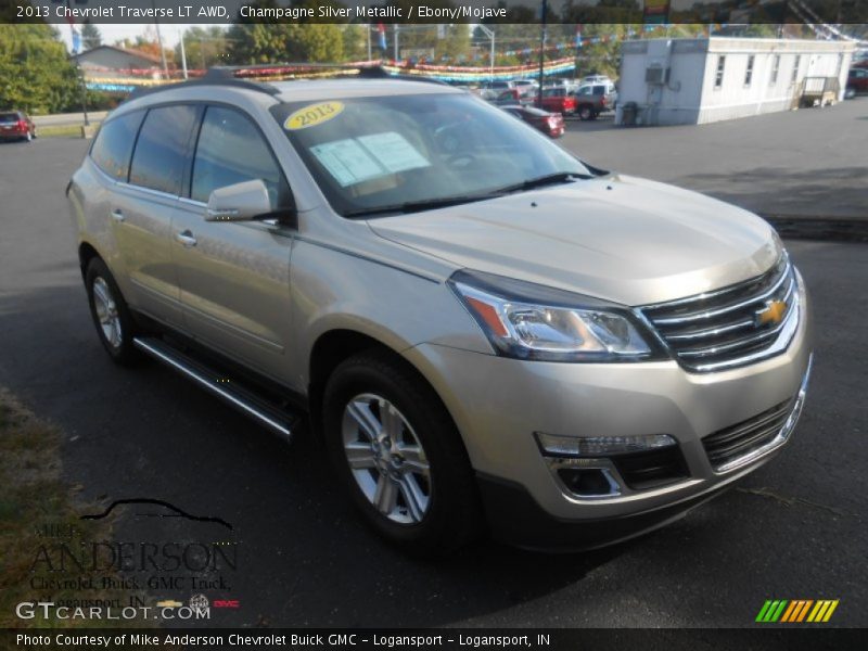 Front 3/4 View of 2013 Traverse LT AWD