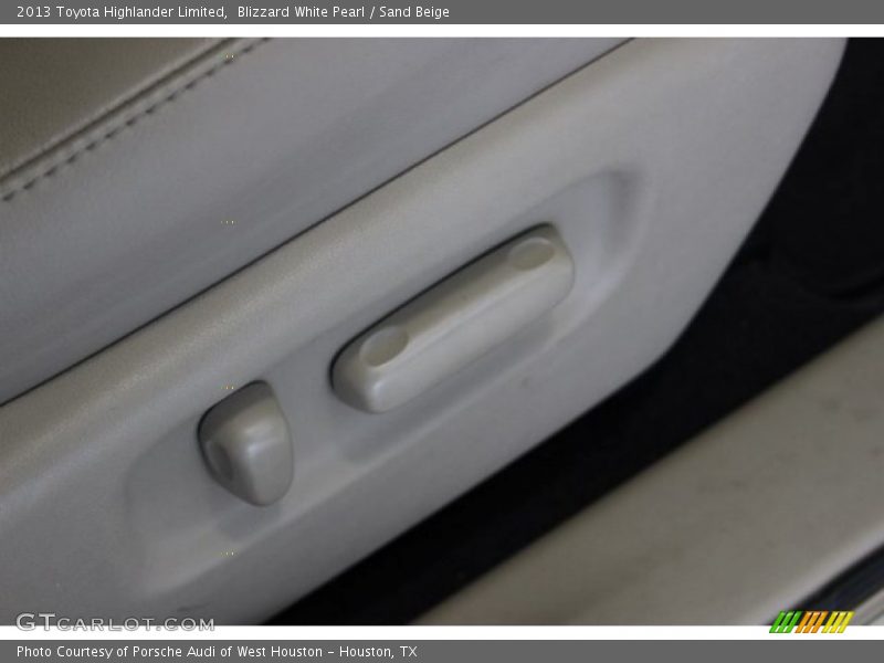 Blizzard White Pearl / Sand Beige 2013 Toyota Highlander Limited