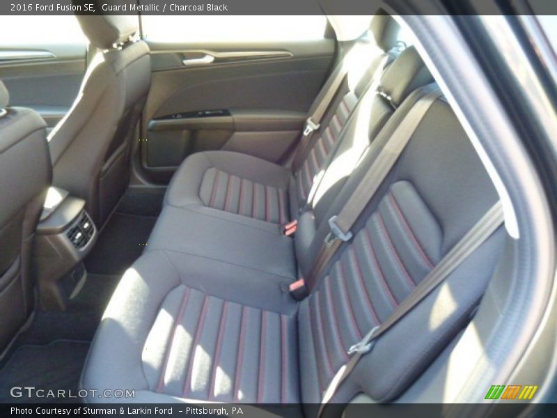 Guard Metallic / Charcoal Black 2016 Ford Fusion SE