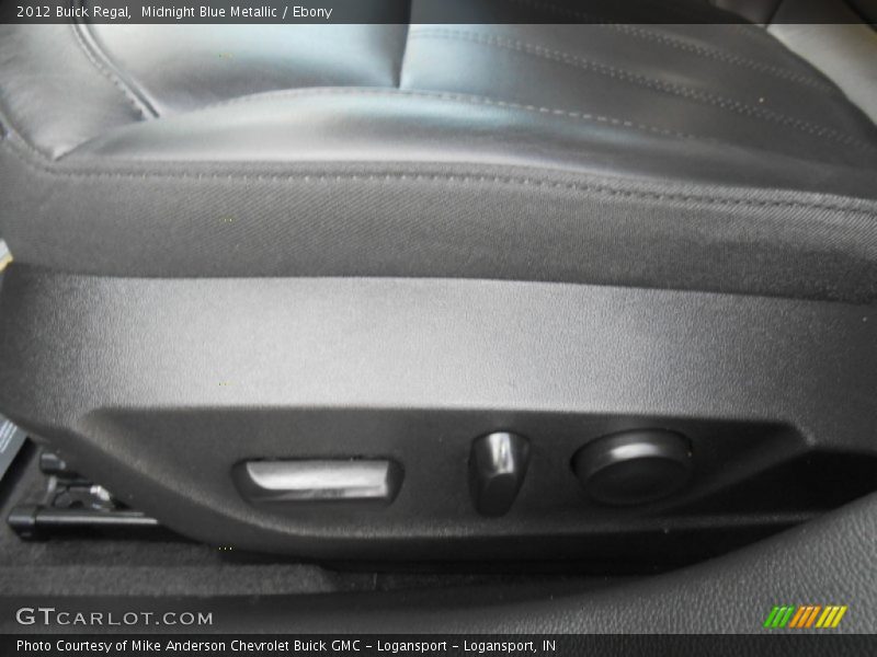 Midnight Blue Metallic / Ebony 2012 Buick Regal