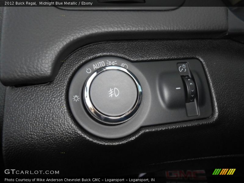 Midnight Blue Metallic / Ebony 2012 Buick Regal