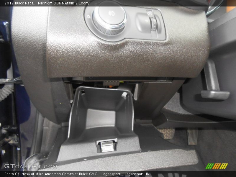 Midnight Blue Metallic / Ebony 2012 Buick Regal