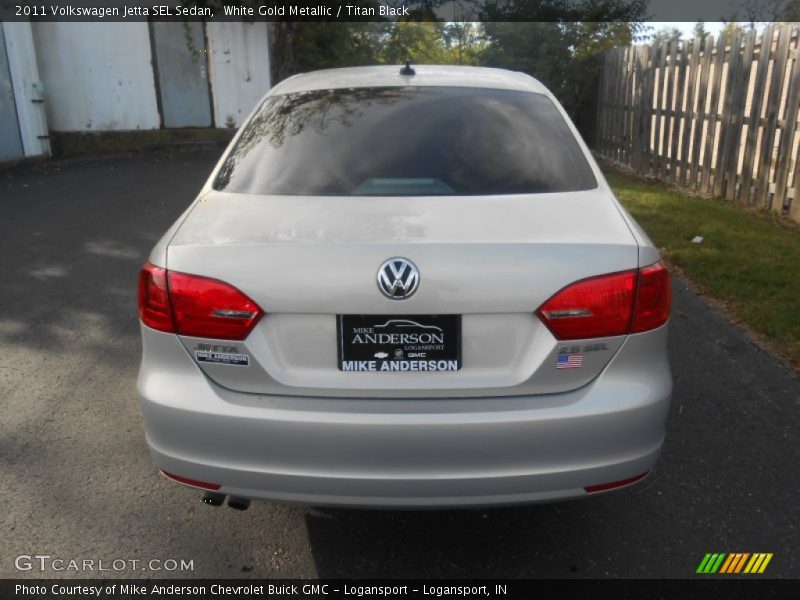 White Gold Metallic / Titan Black 2011 Volkswagen Jetta SEL Sedan