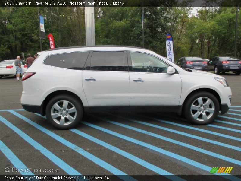 Iridescent Pearl Tricoat / Ebony 2016 Chevrolet Traverse LTZ AWD