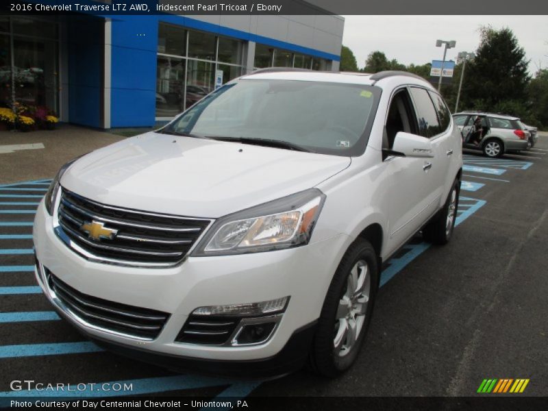 Iridescent Pearl Tricoat / Ebony 2016 Chevrolet Traverse LTZ AWD
