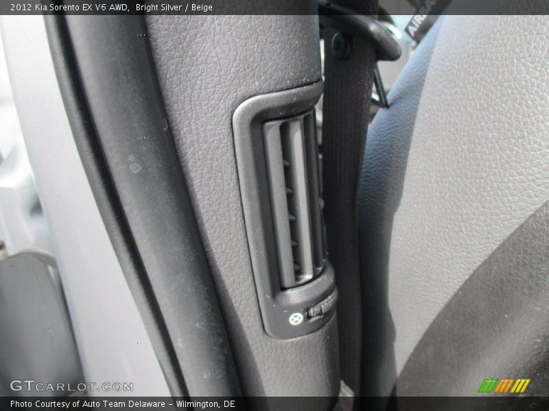 Bright Silver / Beige 2012 Kia Sorento EX V6 AWD