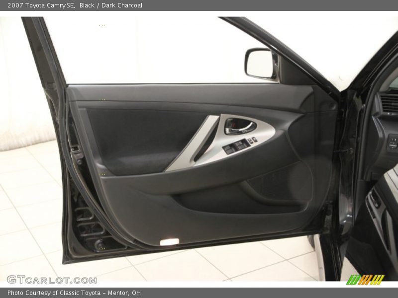 Black / Dark Charcoal 2007 Toyota Camry SE