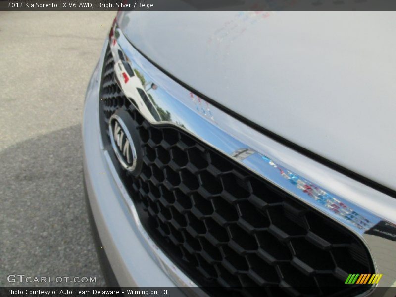 Bright Silver / Beige 2012 Kia Sorento EX V6 AWD