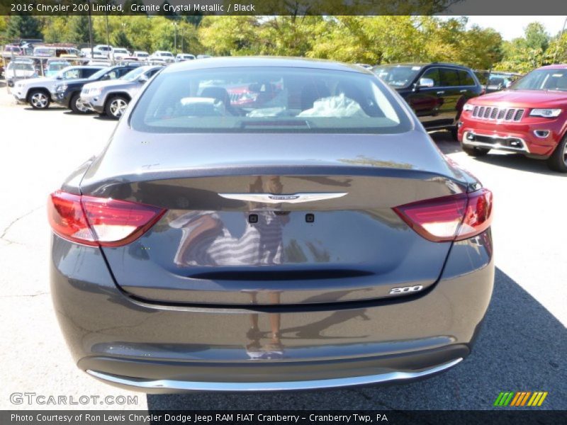 Granite Crystal Metallic / Black 2016 Chrysler 200 Limited