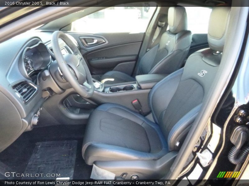  2016 200 S Black Interior