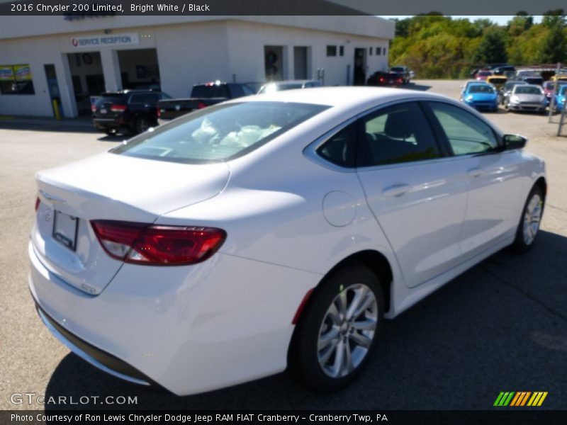 Bright White / Black 2016 Chrysler 200 Limited