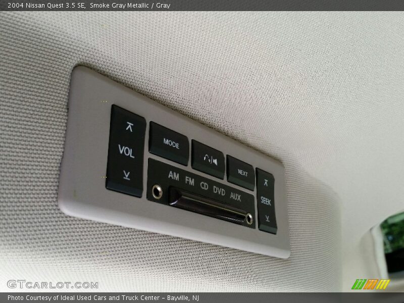Smoke Gray Metallic / Gray 2004 Nissan Quest 3.5 SE