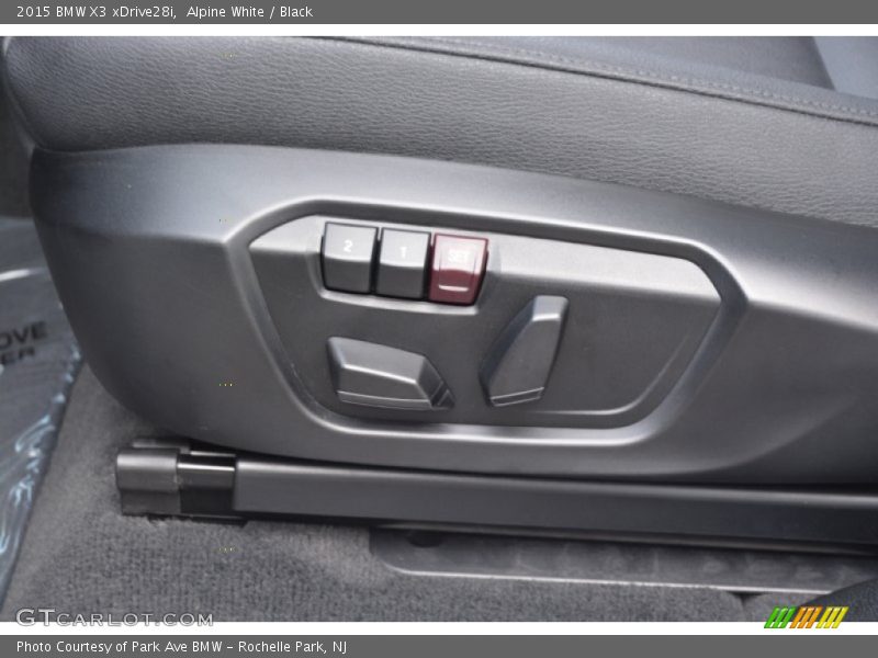 Alpine White / Black 2015 BMW X3 xDrive28i