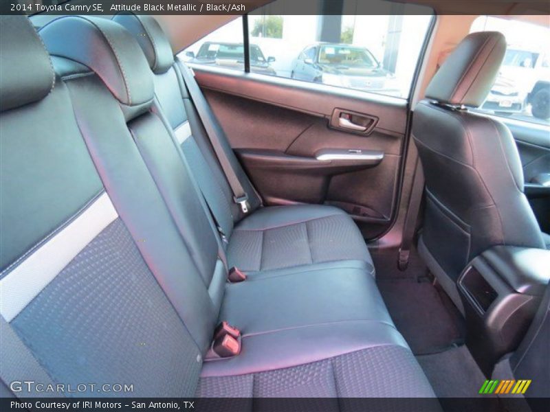 Attitude Black Metallic / Black/Ash 2014 Toyota Camry SE