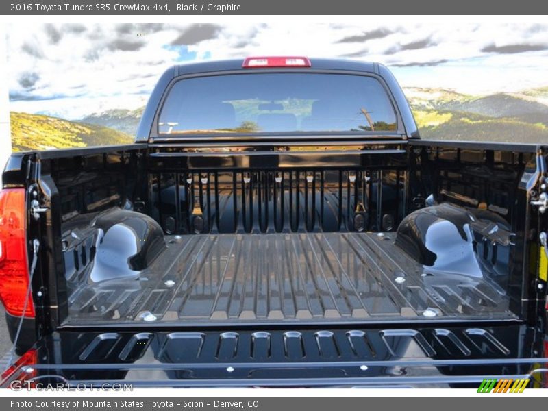 Black / Graphite 2016 Toyota Tundra SR5 CrewMax 4x4