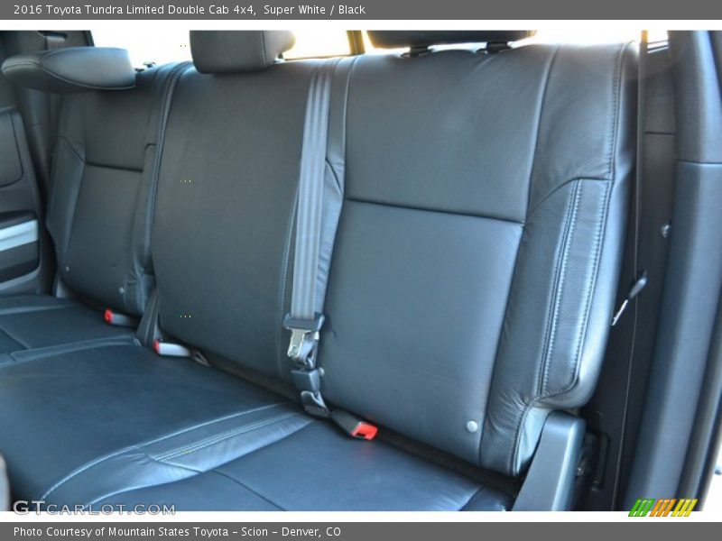 Super White / Black 2016 Toyota Tundra Limited Double Cab 4x4